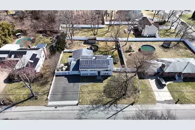 147 Coates Avenue N, Holbrook, NY 11741 - Photo 25