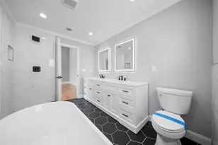 25 Furrow Ln, Levittown, NY 11756 - Photo 15