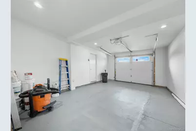 25 Furrow Lane, Levittown, NY 11756 - Photo 25