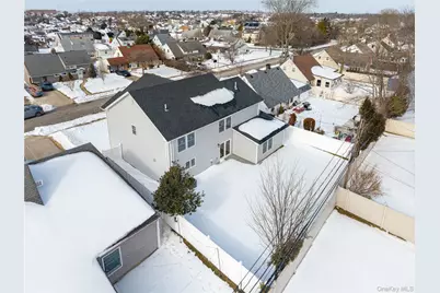 25 Furrow Lane, Levittown, NY 11756 - Photo 27