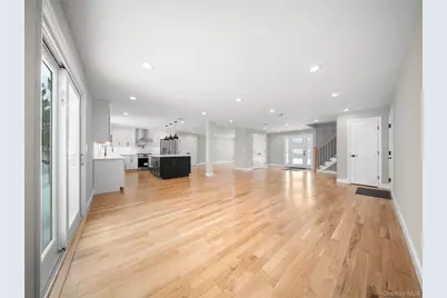 25 Furrow Lane, Levittown, NY 11756 - Photo 11