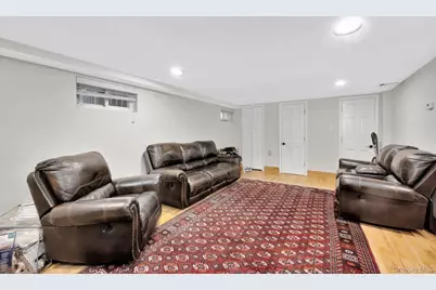 1013 South End, Woodmere, NY 11598 - Photo 21