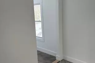 16 Maple Ave, Glen Cove, NY 11542 - Photo 11