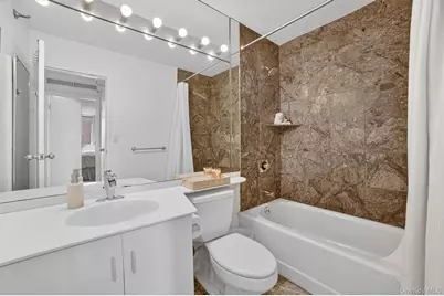 4 Martine Avenue #612, White Plains, NY 10606 - Photo 27