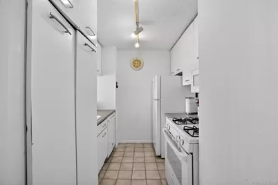 4 Martine Avenue #612, White Plains, NY 10606 - Photo 9