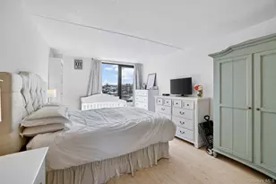 4 Martine Ave, White Plains, NY 10606 - Photo 29