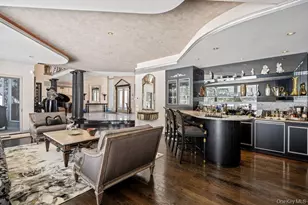 8 Forest Ct, Syosset, NY 11791 - Photo 5