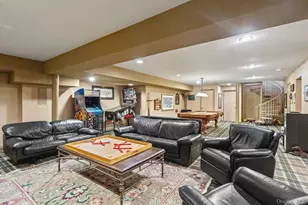 8 Forest Ct, Syosset, NY 11791 - Photo 23