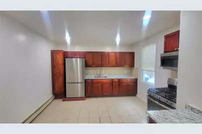 49 Carroll Street #Apt 1, Poughkeepsie, NY 12601 - Photo 5