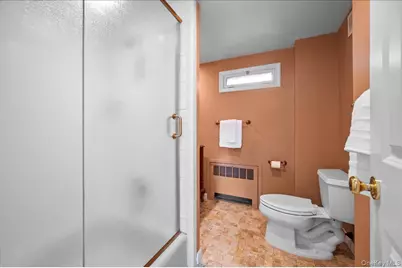 981 Green Meadow Lane, Mamaroneck, NY 10543 - Photo 33