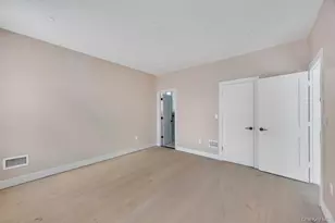 62 Haven Ln, Levittown, NY 11756 - Photo 21