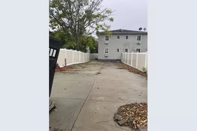 22-12 Regina Avenue, Far Rockaway, NY 11691 - Photo 15