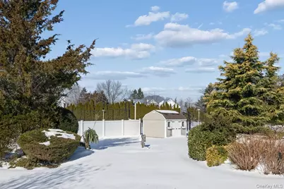 49 Rofay Drive, East Northport, NY 11731 - Photo 7