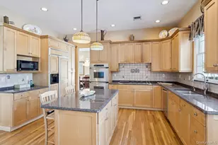 49 Rofay Dr, East Northport, NY 11731 - Photo 35