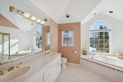 49 Rofay Drive, East Northport, NY 11731 - Photo 21