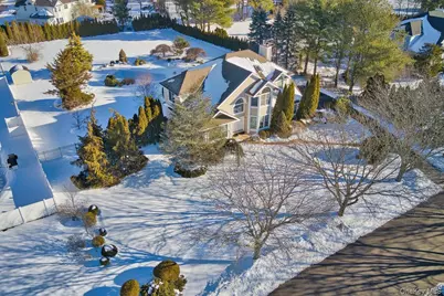 49 Rofay Drive, East Northport, NY 11731 - Photo 15