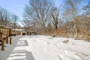 17 Nelson Pl, Mastic, NY 11950 - Photo 35