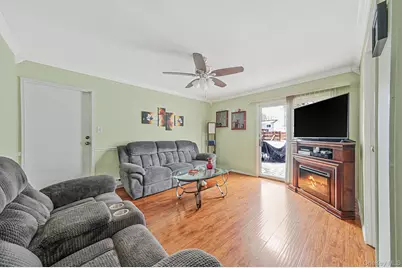 16 Magic Mountain Drive, Coram, NY 11727 - Photo 15