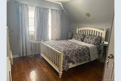 11909 224th Street, Cambria Heights, NY 11411 - Photo 17