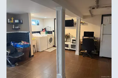 11909 224th Street, Cambria Heights, NY 11411 - Photo 23