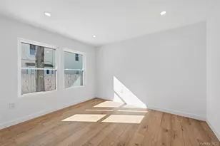 923 E Main St, Riverhead, NY 11901 - Photo 19