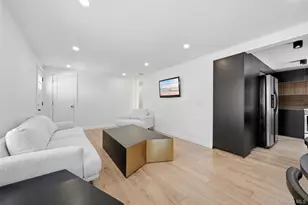 923 E Main St, Riverhead, NY 11901 - Photo 7