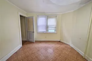 173-43 103rd Rd, Jamaica, NY 11433 - Photo 5