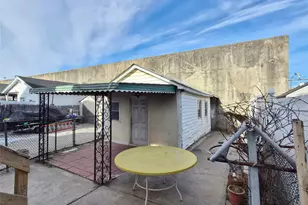 173-43 103rd Rd, Jamaica, NY 11433 - Photo 13