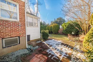 148 Amherst Rd, Valley Stream, NY 11581 - Photo 15