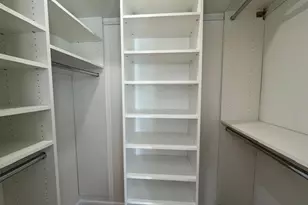 141 Manorhaven Blvd, Port Washington, NY 11050 - Photo 11