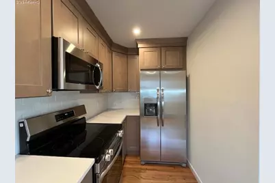 141 Manorhaven Boulevard #J, Port Washington, NY 11050 - Photo 5