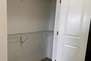 11 Nicole Ct, Copiague, NY 11726 - Photo 29