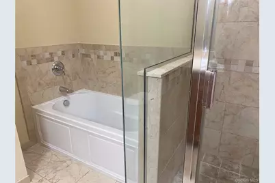 11 Nicole Court, Copiague, NY 11726 - Photo 25