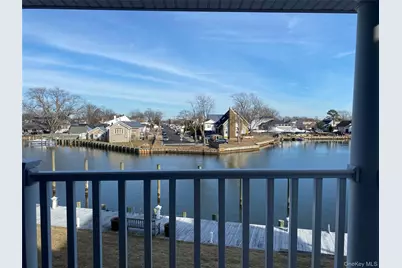 11 Nicole Court, Copiague, NY 11726 - Photo 9