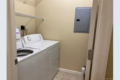 11 Nicole Court, Copiague, NY 11726 - Photo 15