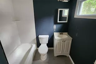 200 Oak Ave, Flanders, NY 11901 - Photo 9