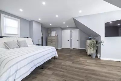 2125 North Drive, Seaford, NY 11783 - Photo 23