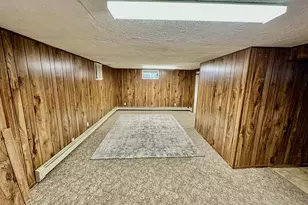 10 Vernon Ave, Rockville Centre, NY 11570 - Photo 15