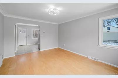 289 Jefferson, Mastic Beach, NY 11951 - Photo 5