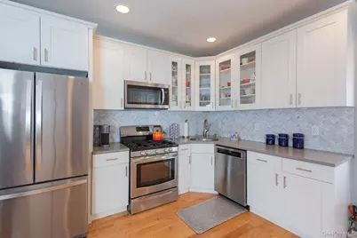 360 W 262nd Street, Bronx, NY 10471 - Photo 3