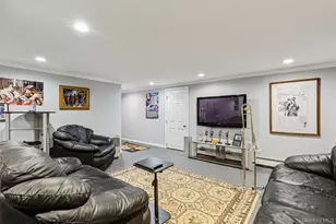 9 Almike Dr, Centereach, NY 11720 - Photo 25