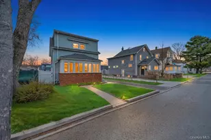 15 Mirin Ave, Roosevelt, NY 11575 - Photo 5