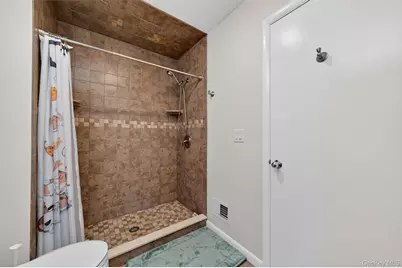 227 Deer Ct Drive, Middletown, NY 10940 - Photo 37