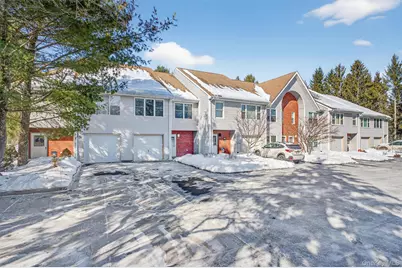 227 Deer Ct Drive, Middletown, NY 10940 - Photo 3