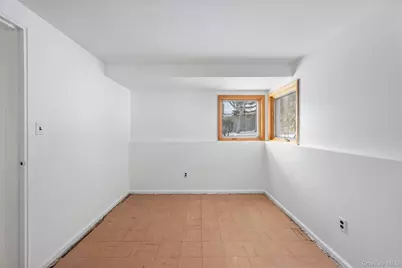 3 Saratoga Street, Commack, NY 11725 - Photo 21