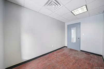 1601 Arctic Avenue, Bohemia, NY 11716 - Photo 13