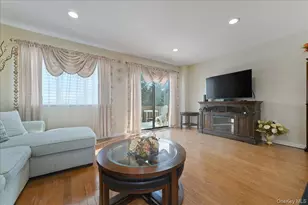 1790 Front St, East Meadow, NY 11554 - Photo 17