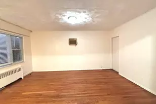 238-23 148th Dr, Rosedale, NY 11422 - Photo 5