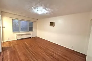 238-23 148th Dr, Rosedale, NY 11422 - Photo 3