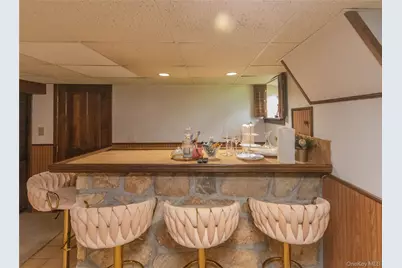 964 Pemart Avenue, Peekskill, NY 10566 - Photo 21